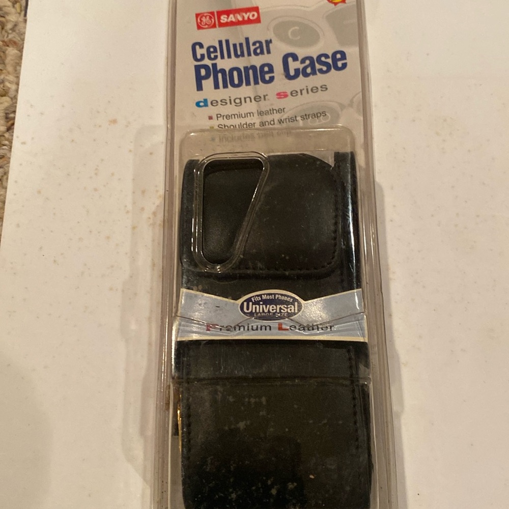 NWT Sanyo Cell Phone Case